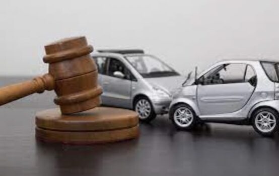 When to use auto accident lawyers
