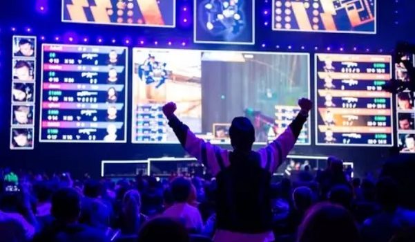 The Business Of Esports How To Make Money From Your Passion