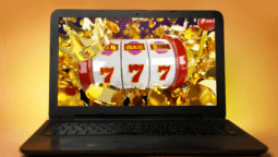 What Keeps Players Spinning Longer in Online Slots