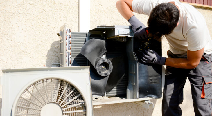 Why HVAC Nashville TN Crews Inspect Outdoor Units for Blockage